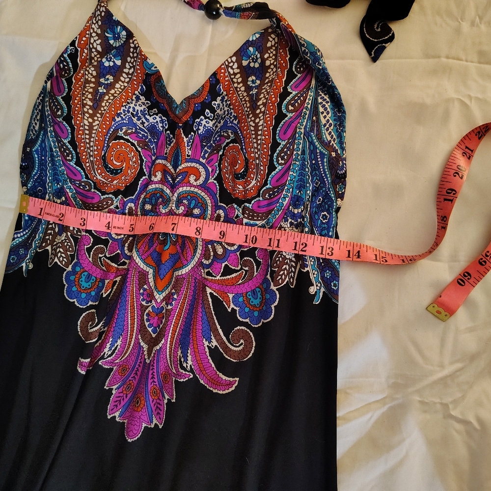 Elegant Black Paisley Maxi Dress - Picture 8 of 9